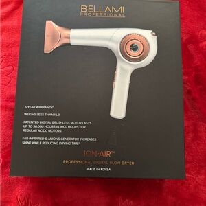 BELLAMI Blow Dryer